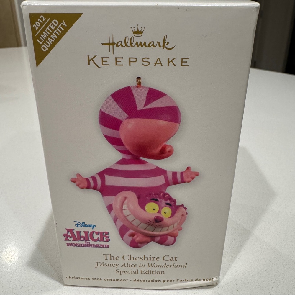 Hallmark Keepsake Cheshire Cat Ornament 2012
